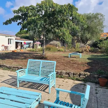 Familiale Coloree, Et Centre A Pied Holiday home *